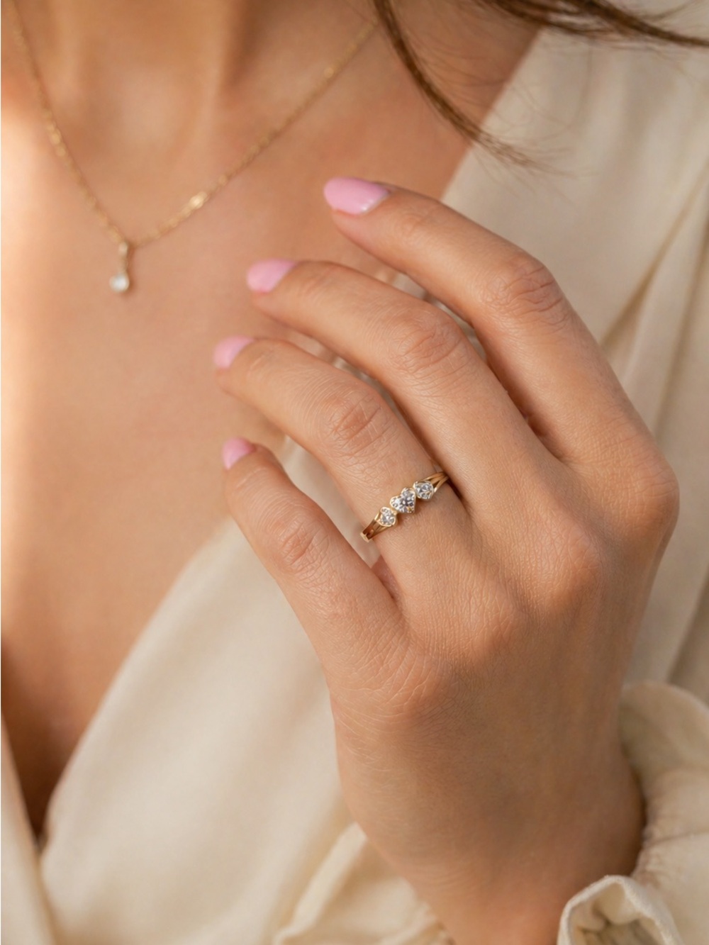 10KGold Diamond Heart Ring sz 6.25,Three Stone Heart Ring,Real Diamond Gold Ring